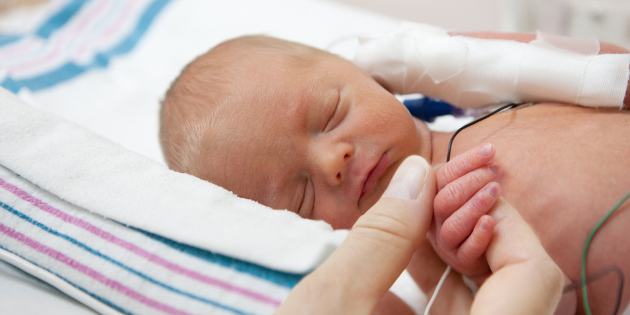 Limiter le dépistage néonatal de l’hyperplasie congénitale des surrénales aux nouveau-nés de plus de 32 SA ?