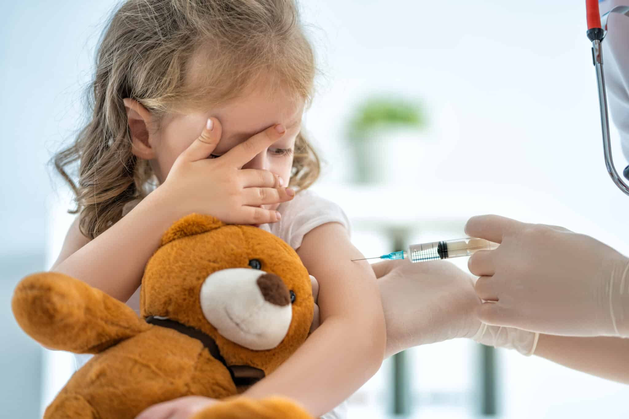La vaccination Covid-19 dorénavant recommandée chez les enfants à risque de forme grave