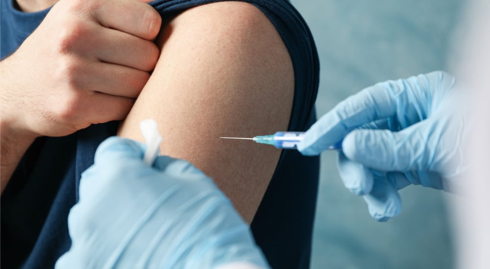 Vaccination anti-Covid-19 et thrombose : mythe ou réalité ? Vaccination anti-Covid-19 et thrombose : mythe ou réalité ?