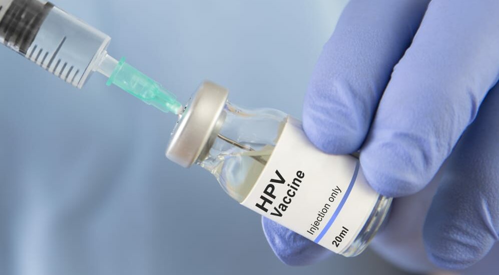 La vaccination entre enfin dans les laboratoires de biologie médicale