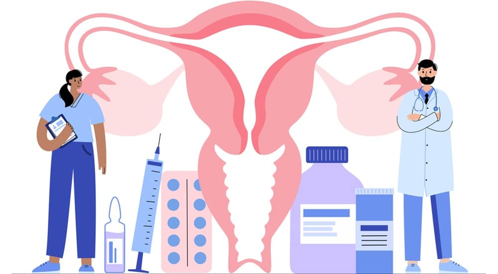 Illustration d'un utérus avec un médecin de chaque côté et différents accessoires médicaux